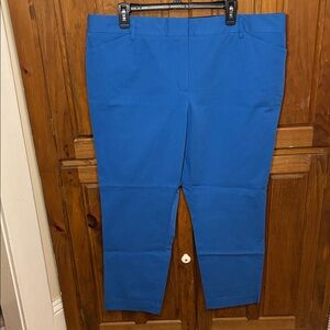 Worthington Women’s Vibrant Blue Classic Cropped Straight Leg Pants Size 18